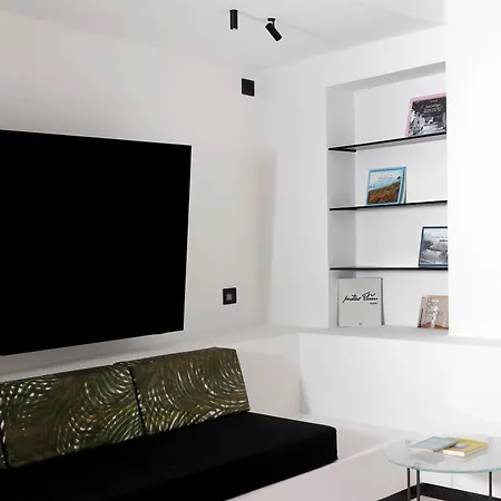 Porta Pensionat Capri